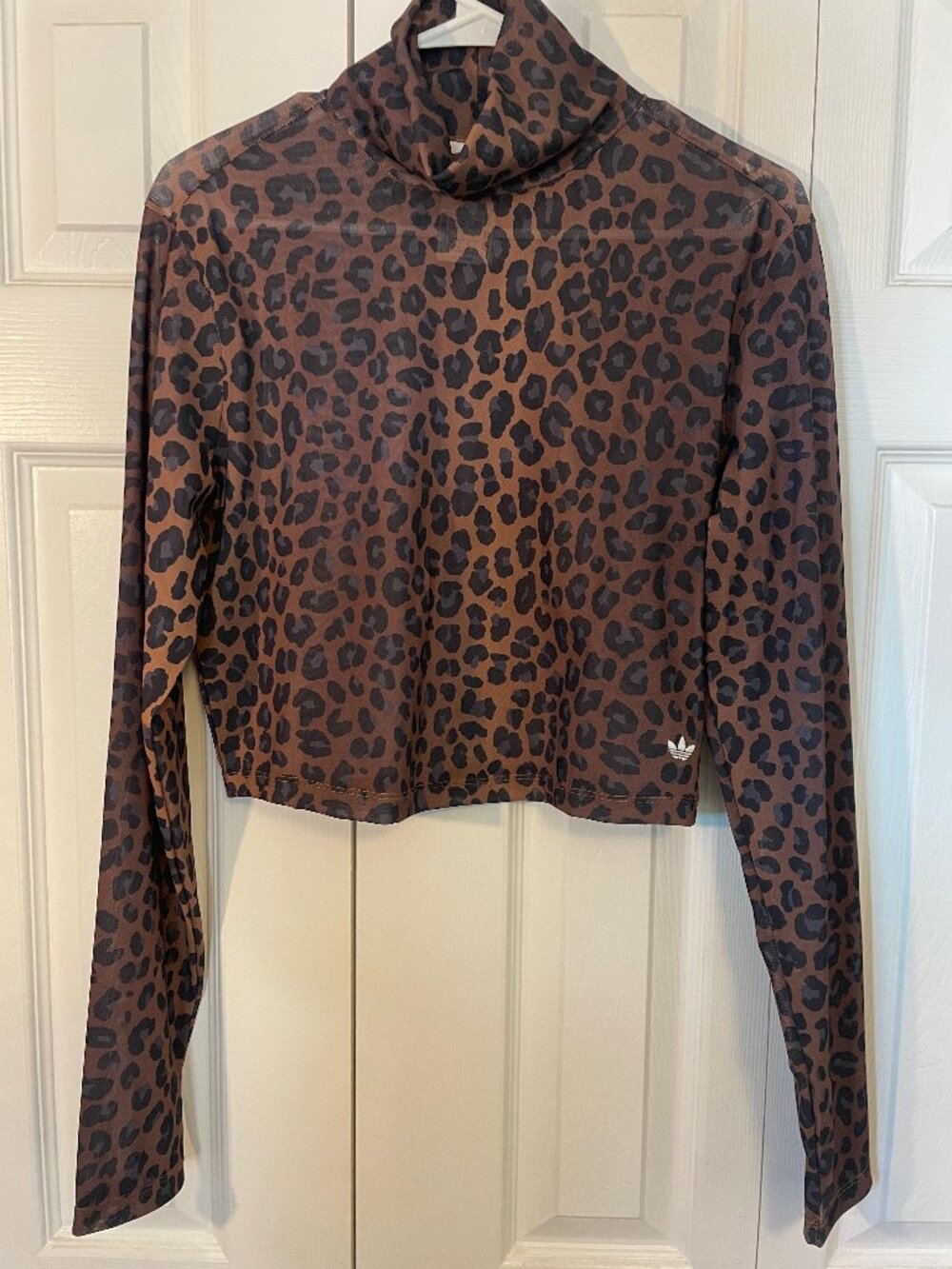 adidas | Leopard Long Sleeve Tee - Picture 4 of 8